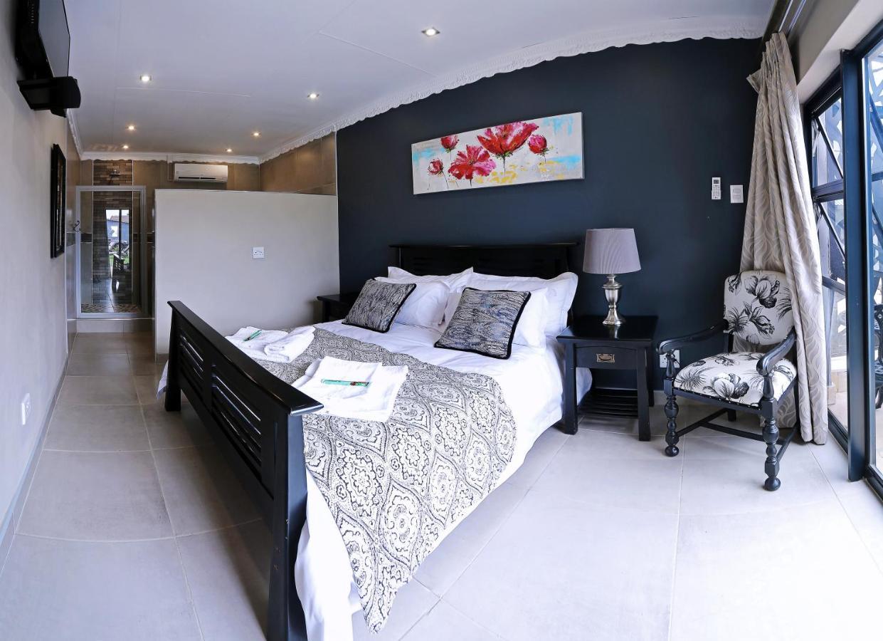 Le Grant Guesthhouse Aparthotel Kroonstad Buitenkant foto