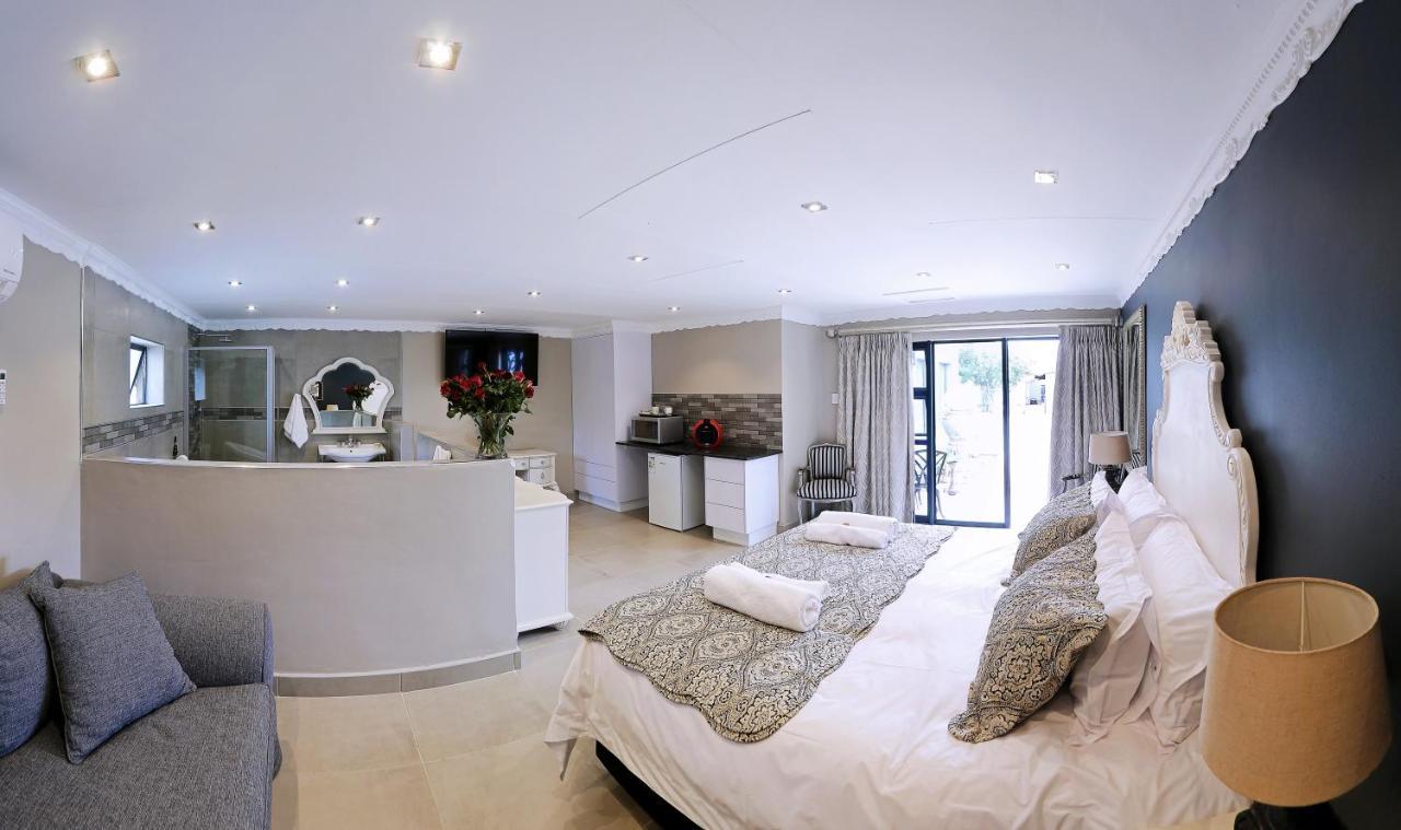 Le Grant Guesthhouse Aparthotel Kroonstad Buitenkant foto