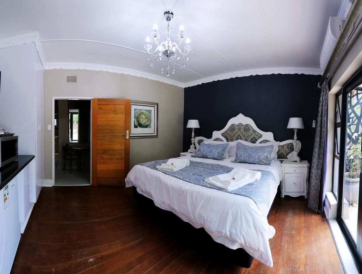 Le Grant Guesthhouse Aparthotel Kroonstad Buitenkant foto