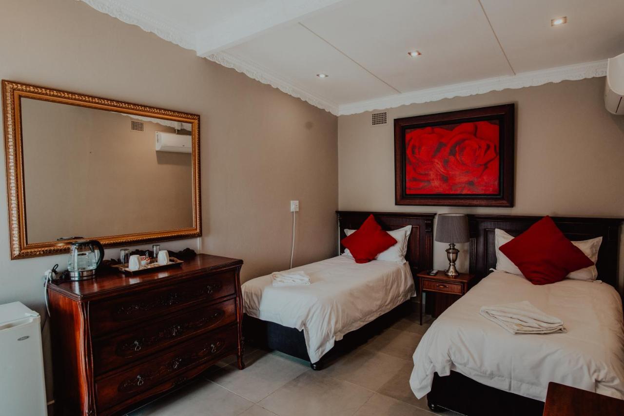 Le Grant Guesthhouse Aparthotel Kroonstad Buitenkant foto