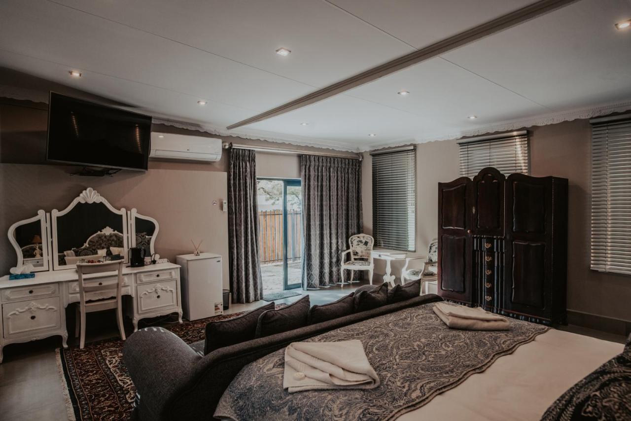 Le Grant Guesthhouse Aparthotel Kroonstad Buitenkant foto