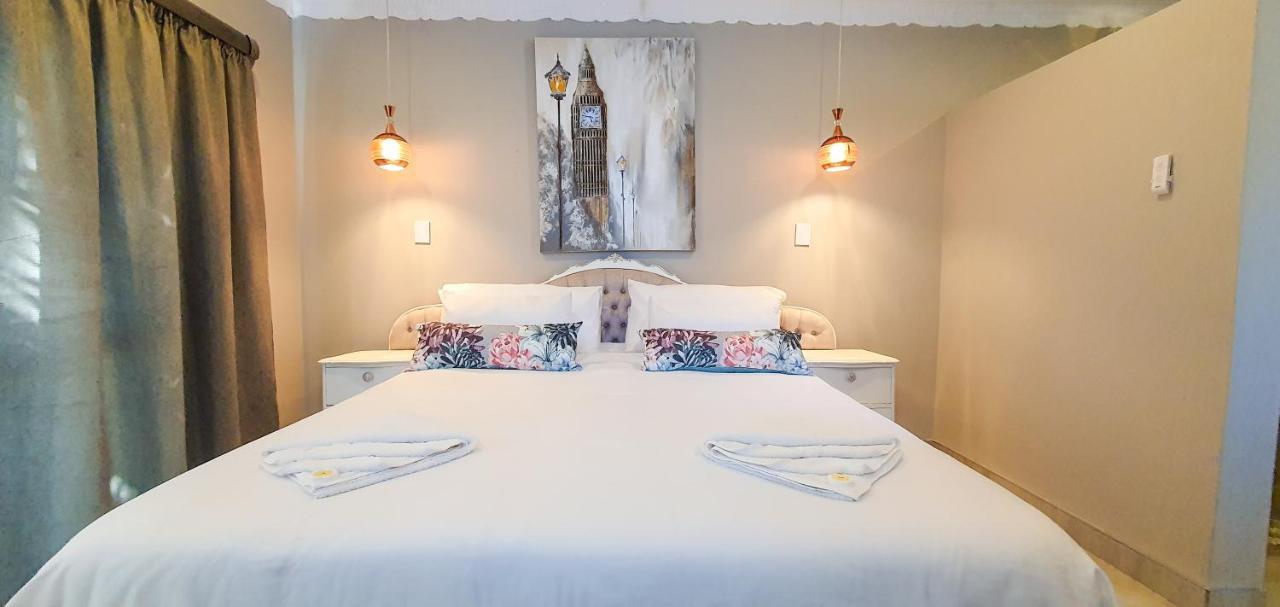 Le Grant Guesthhouse Aparthotel Kroonstad Buitenkant foto