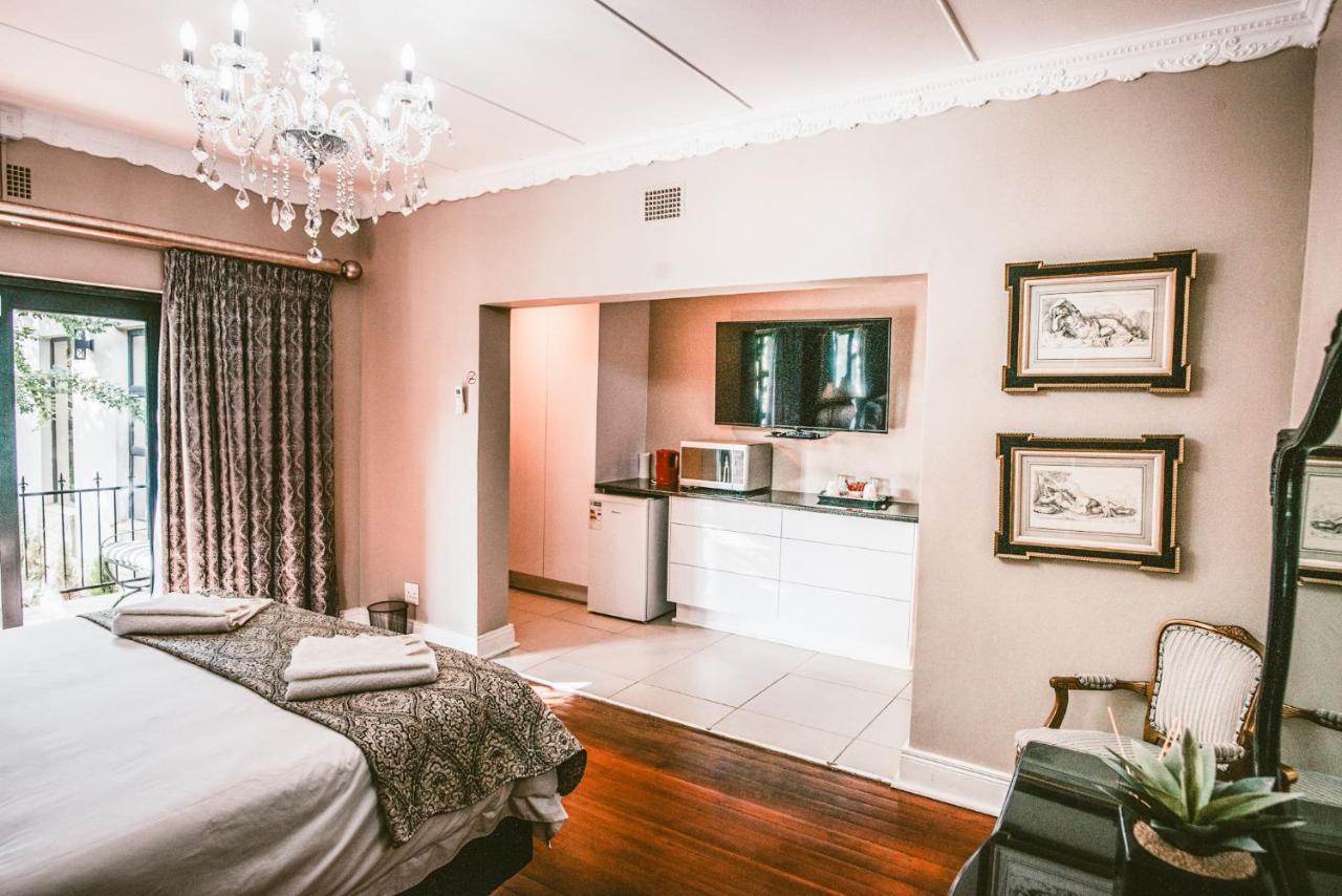 Le Grant Guesthhouse Aparthotel Kroonstad Buitenkant foto