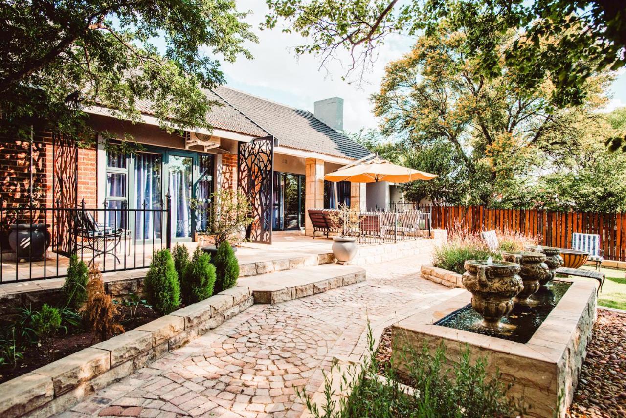 Le Grant Guesthhouse Aparthotel Kroonstad Buitenkant foto