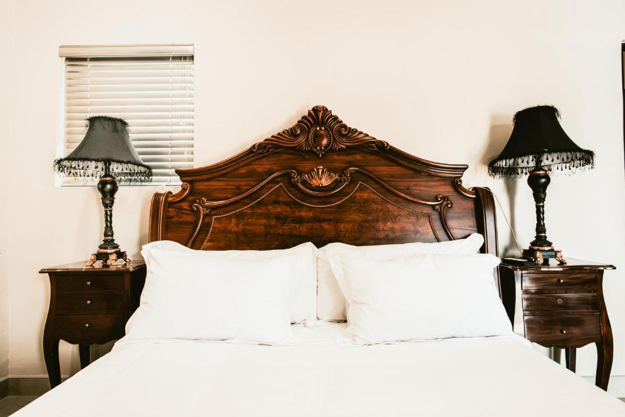 Le Grant Guesthhouse Aparthotel Kroonstad Buitenkant foto