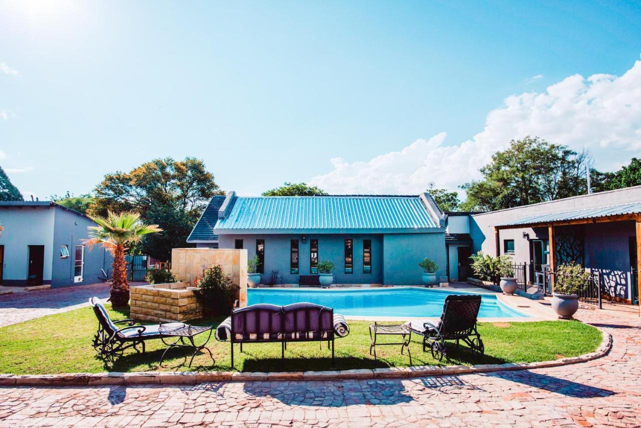 Le Grant Guesthhouse Aparthotel Kroonstad Buitenkant foto